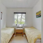 Elny - 500m To The Fjord By Interhome Nyaraló