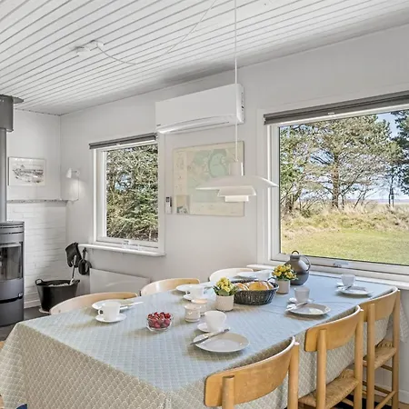 Elny - 500m To The Fjord By Interhome Vakantiehuis