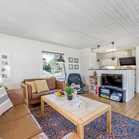 Elny - 500m To The Fjord By Interhome Blåvand